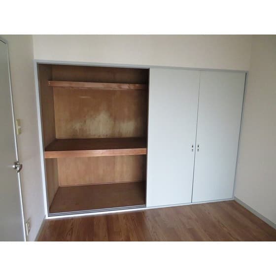 Room image 13