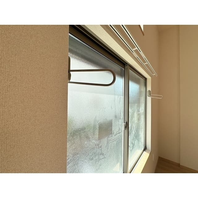 Room image 15