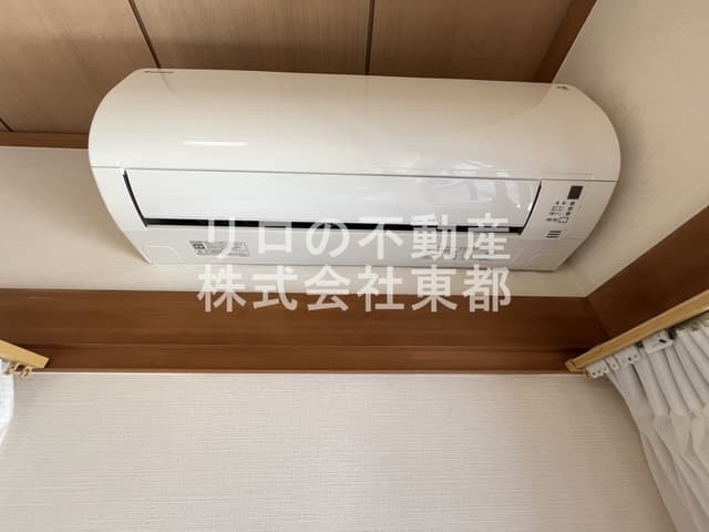 Room image 13