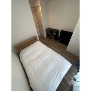 Room image 14