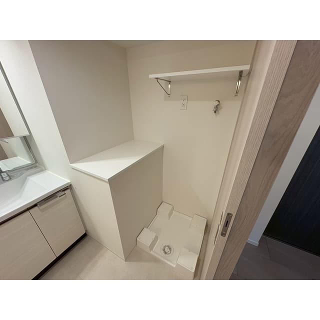 Room image 14
