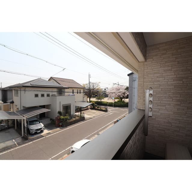 Room image 15