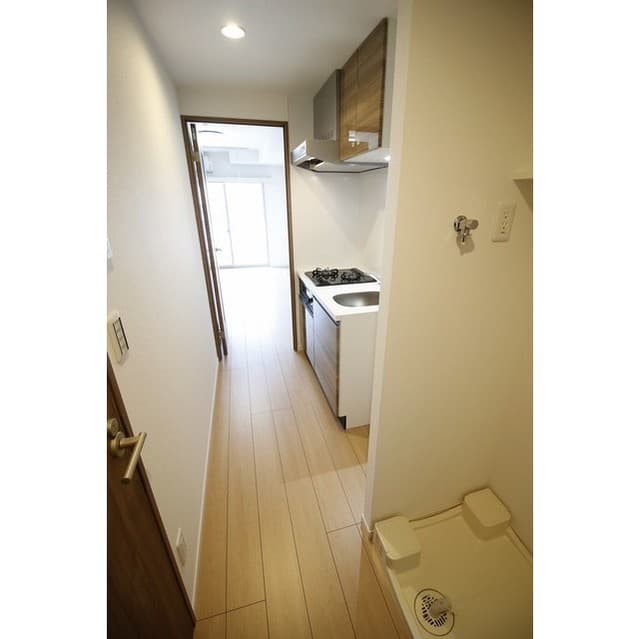 Room image 12