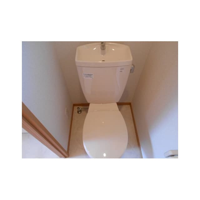 Room image 14