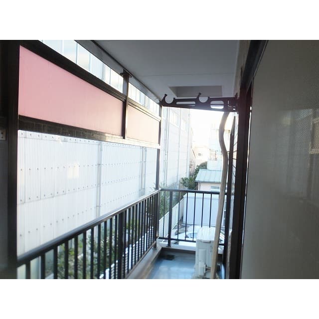 Room image 15