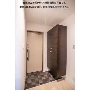 Room image 11