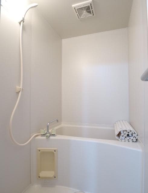 Room image 11