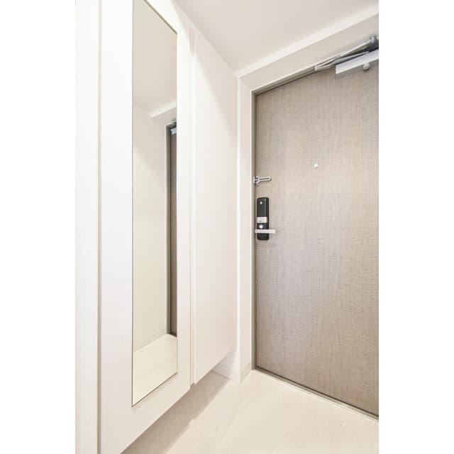 Room image 15