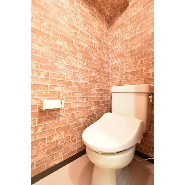 Room image 12