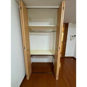 Room image 13