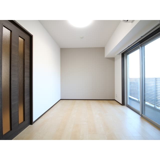 Room image 14