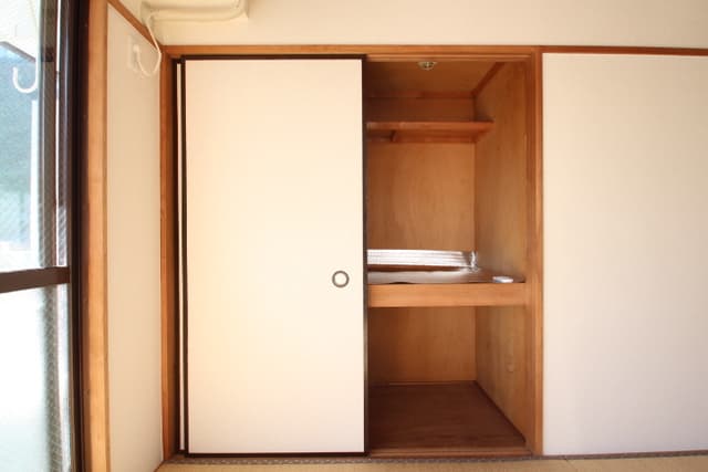 Room image 13