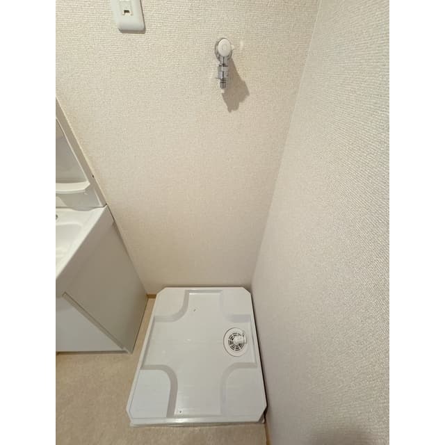 Room image 14