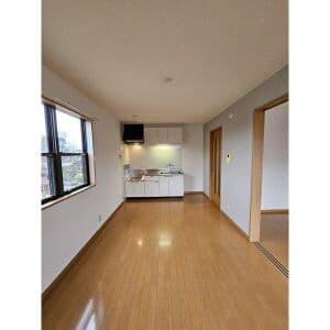Room image 15