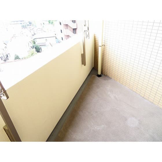 Room image 12