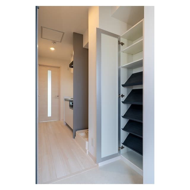 Room image 13