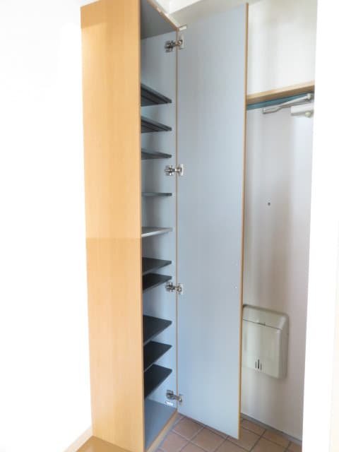 Room image 12