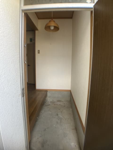 Room image 12