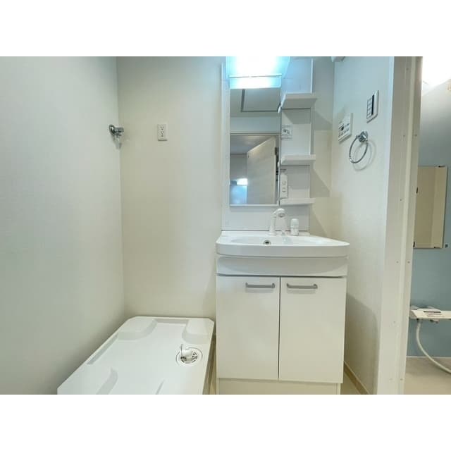 Room image 11