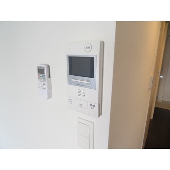 Room image 15