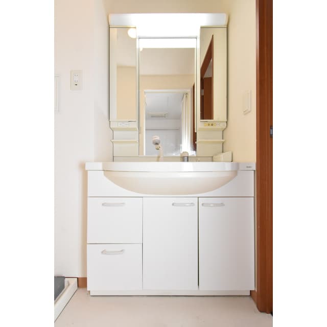 Room image 9