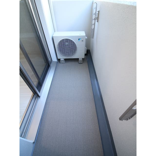 Room image 13
