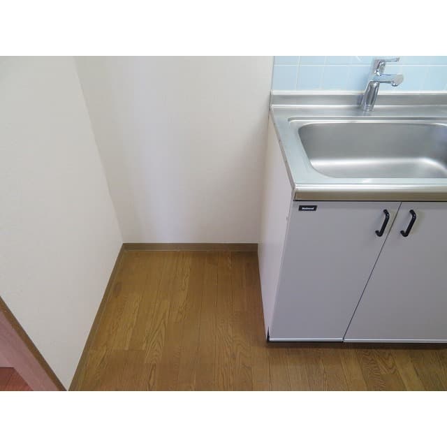 Room image 16