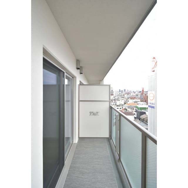Room image 15