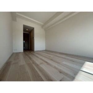 Room image 13
