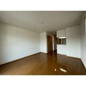 Room image 15
