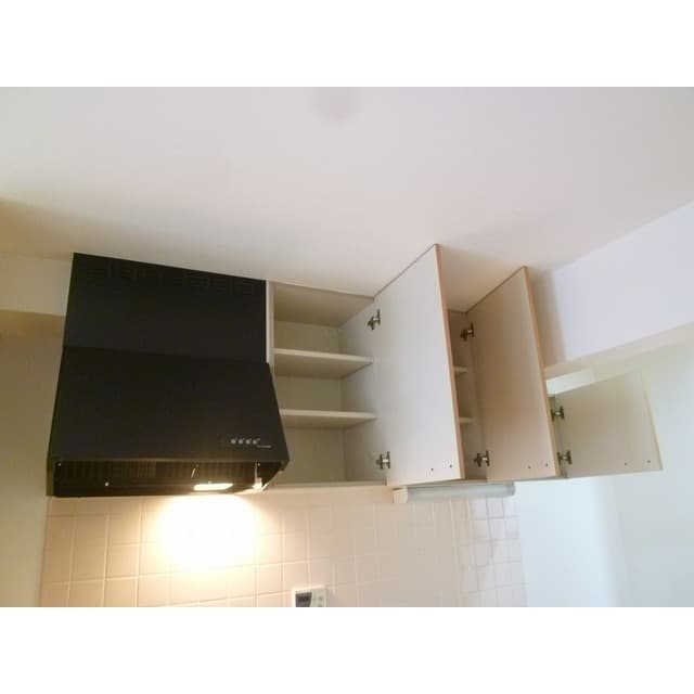 Room image 16