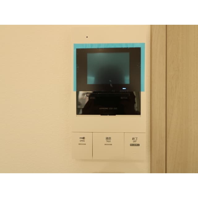 Room image 10