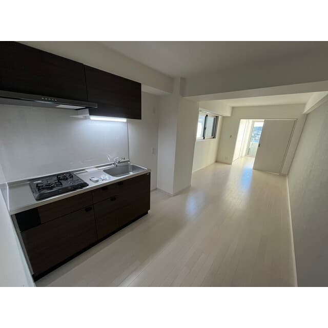 Room image 15