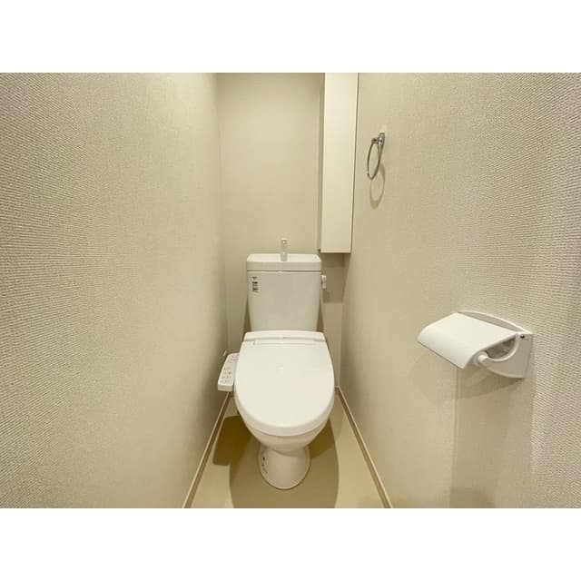 Room image 12