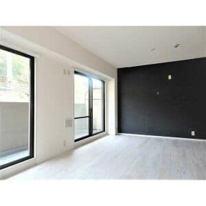 Room image 12
