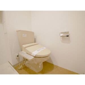 Room image 16