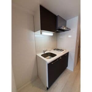 Room image 13