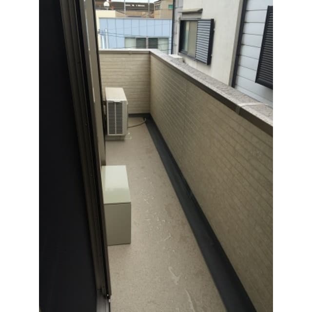 Room image 10