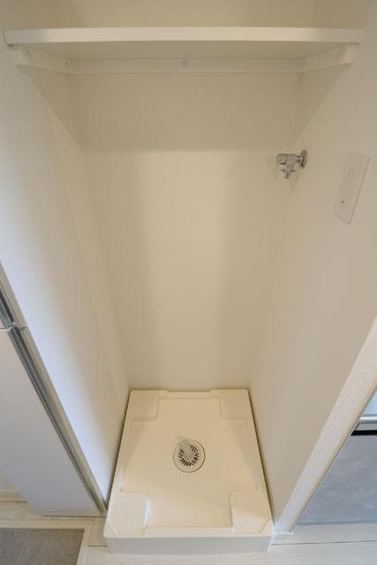 Room image 16
