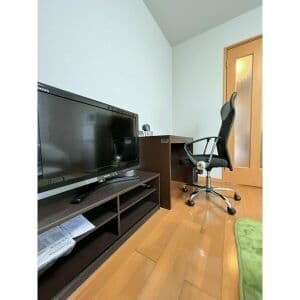 Room image 9