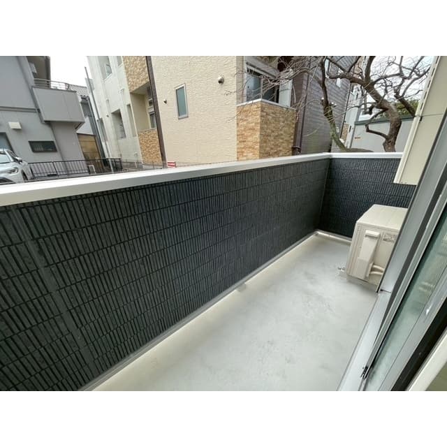 Room image 16