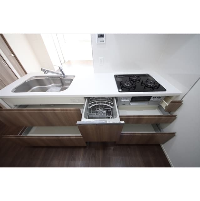 Room image 10