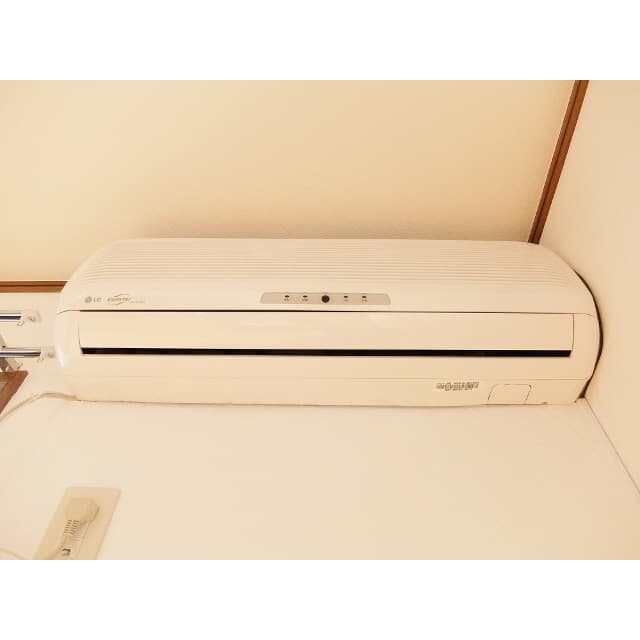 Room image 11