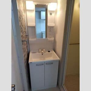 Room image 11
