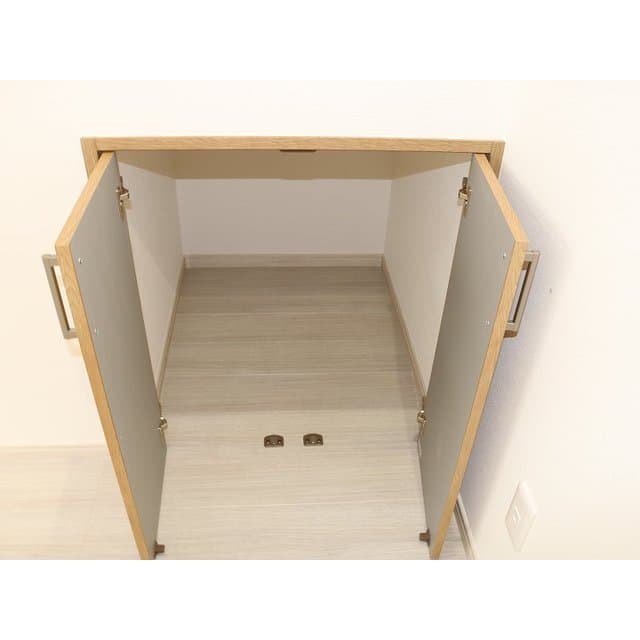 Room image 11