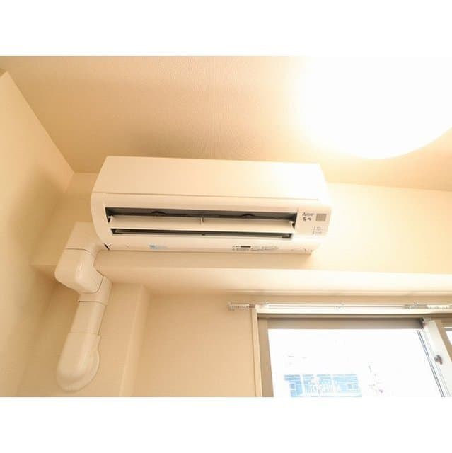 Room image 10
