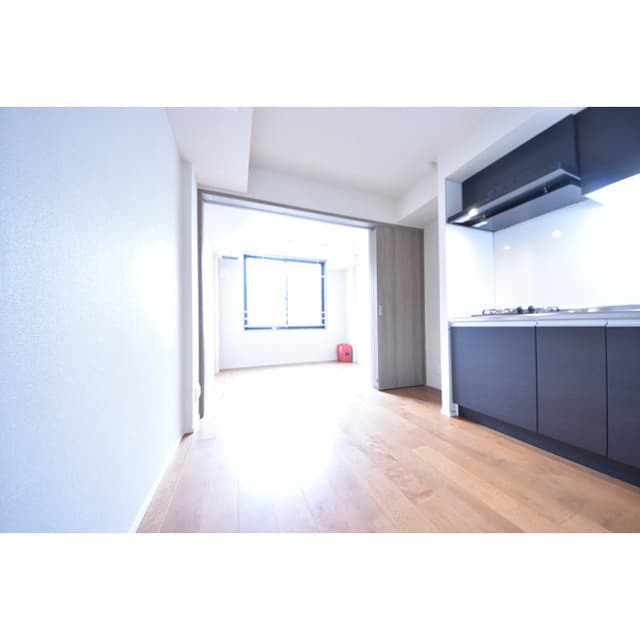 Room image 15