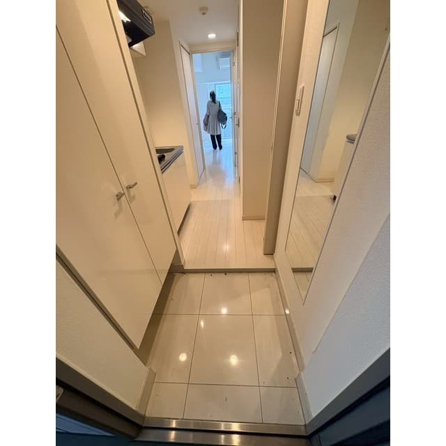 Room image 16