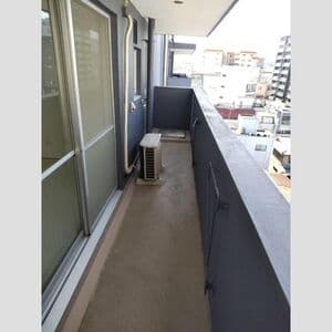 Room image 10