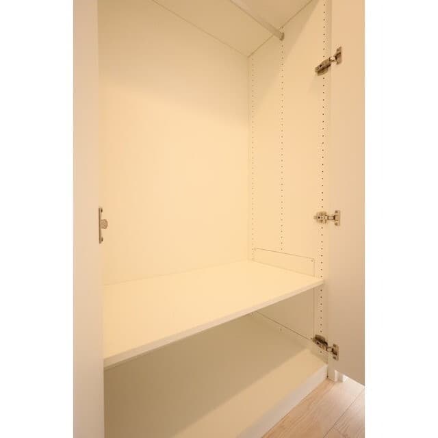 Room image 10